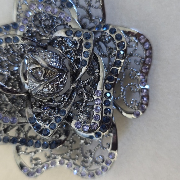Vintage Statement Silver Blue Rhinestone Rose Flower Brooch Pin - Picture 7 of 9